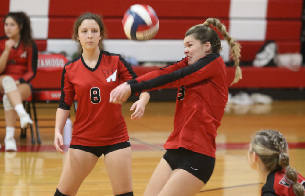 Wamogo falls in three sets to Nonnewaug