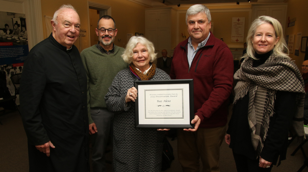 Alexe receives GLPT Preservation Award