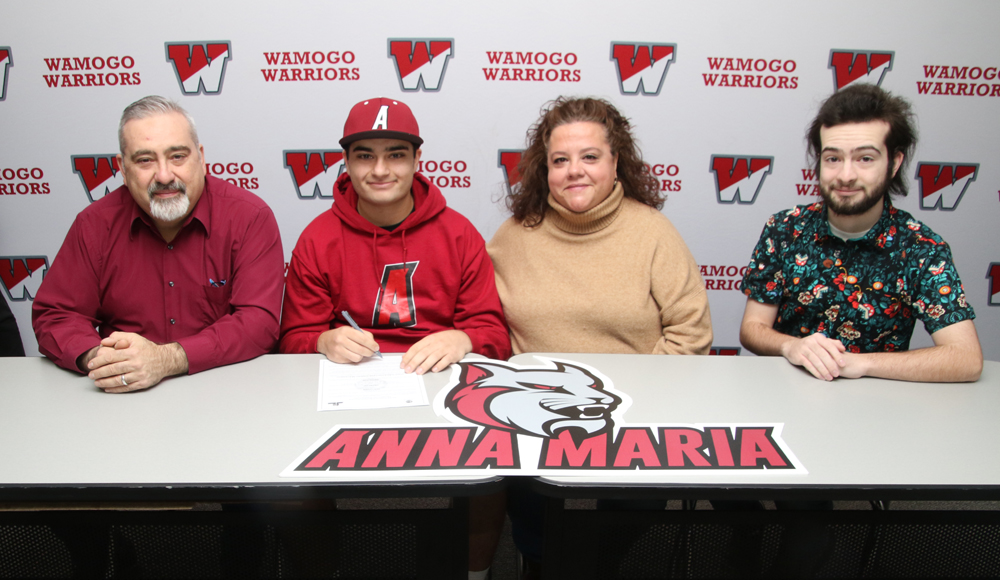 Wamogo slugger to play at Anna Maria