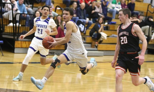 Litchfield impressive in scoring BL upset
