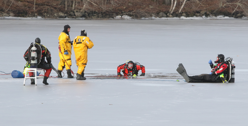 Region 5 dive team hones ice rescue skills