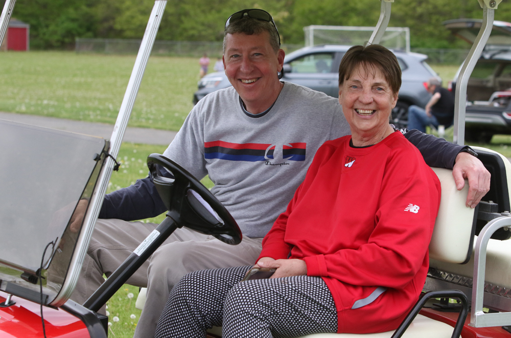 Tired painter hitches a ride to ballgame