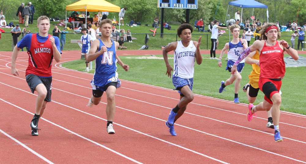 LHS, Wamogo compete in BL championships