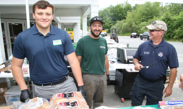 Grilling and giving for town’s food pantry