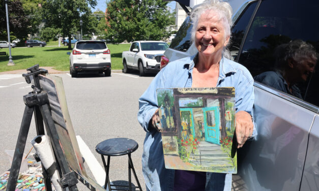 Bantam artist plies her trade on West Street