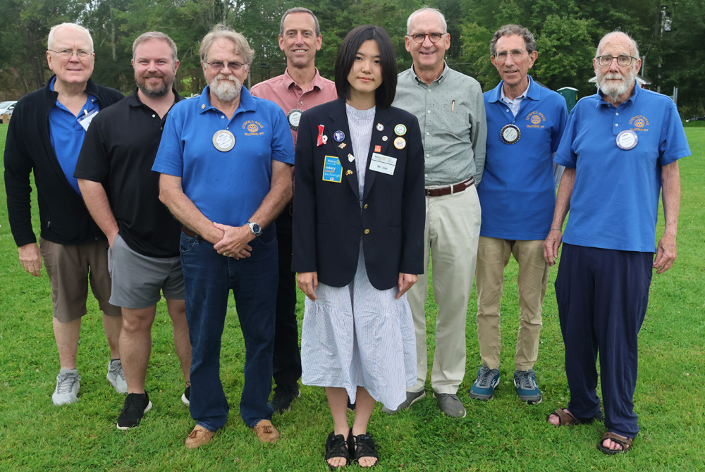 Rotary Club welcomes student from Japan