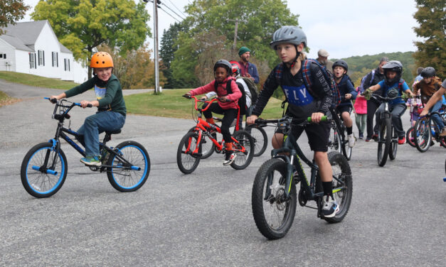 Grant buys new bikes for Warren students