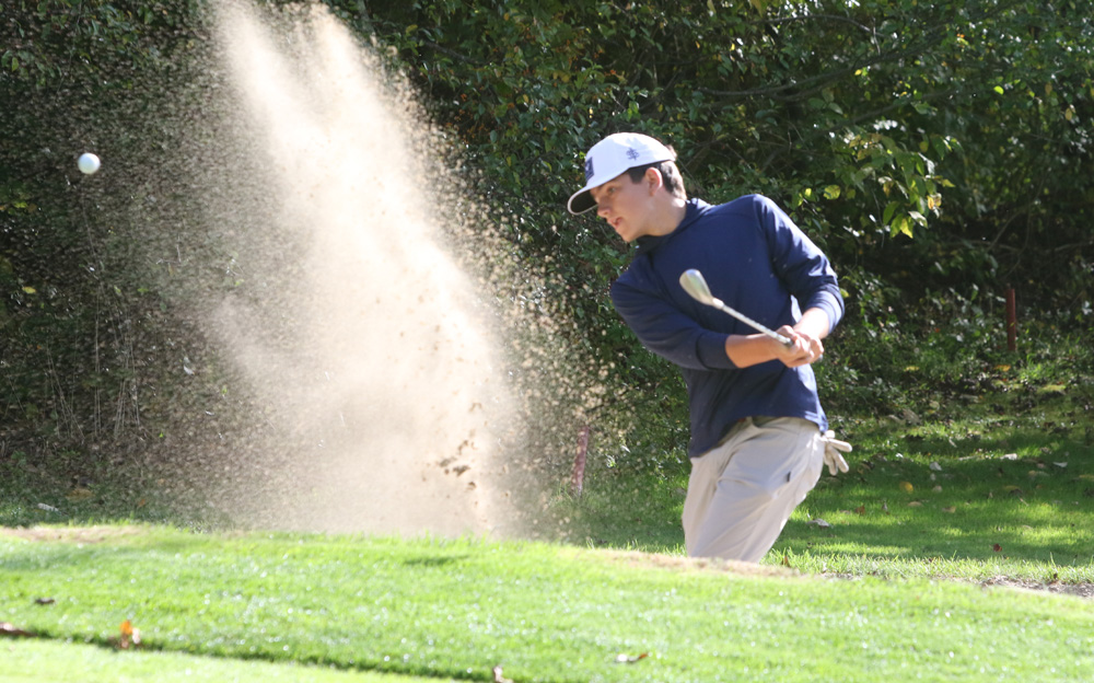 Shepaug a winner in BL golf showdown