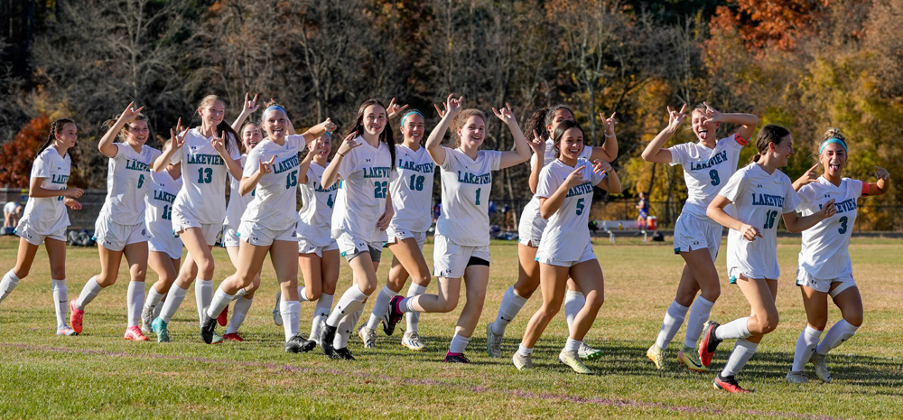 Bobcats in: Girls headed for state tourney