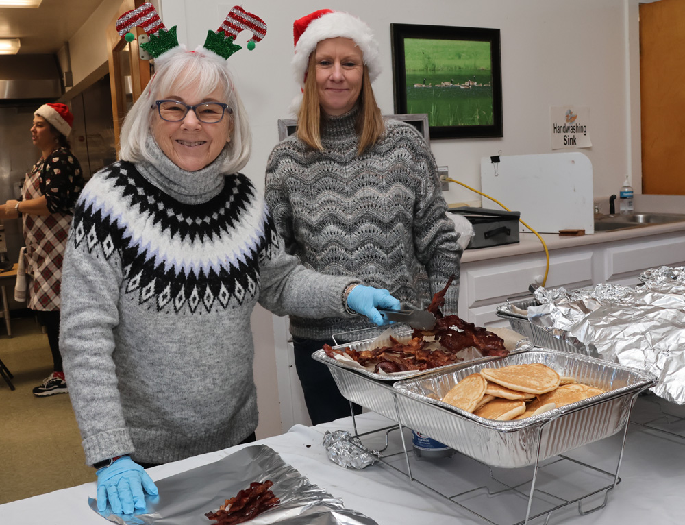 Breakfast a Christmas tradition in Goshen