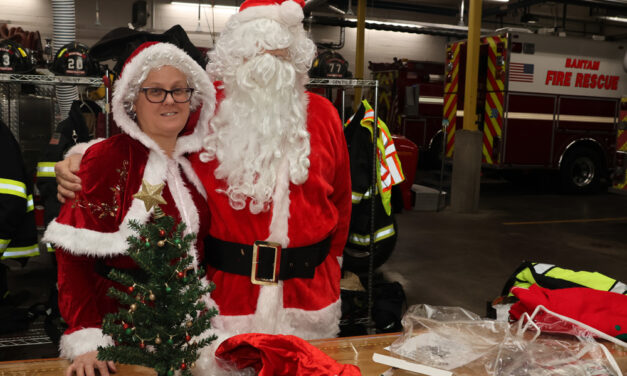 Bantam Fire Company is Santa’s chauffeur