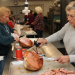 Volunteers prepared Christmas dinners