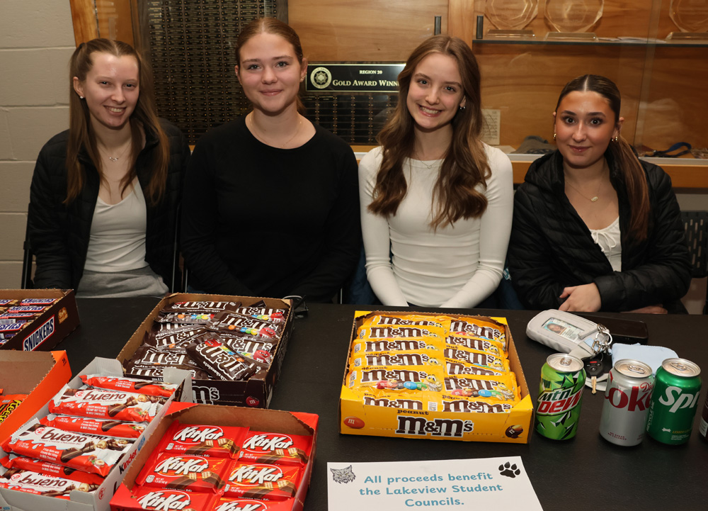 Student council raises $ on game nights