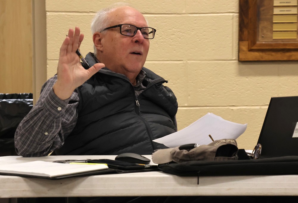 Selectmen to put final touch on audit bid