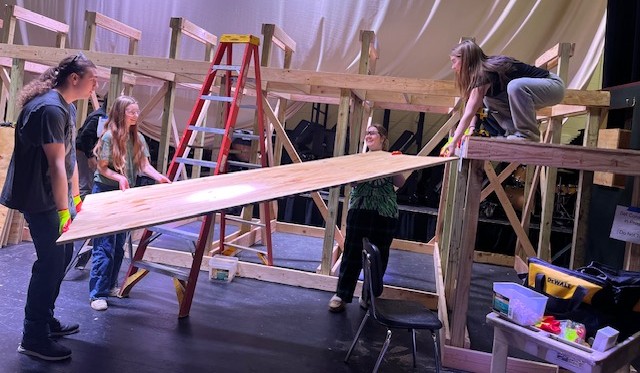 Q’s News: Building a set for the first show