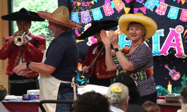 Community center marks Cinco de Mayo