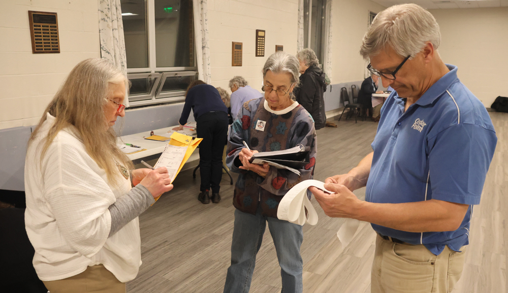 Voters crush Region 20 budget, loan plans