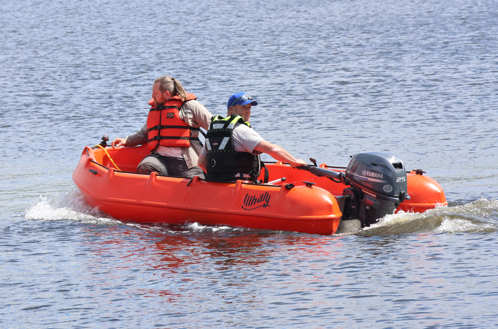 BFC, MFC assist boater in need on the lake