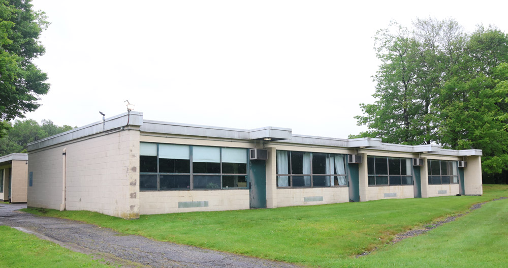Committee to recommend housing for Annex