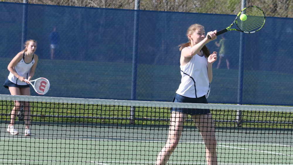 Lakeview girls take control of BL race