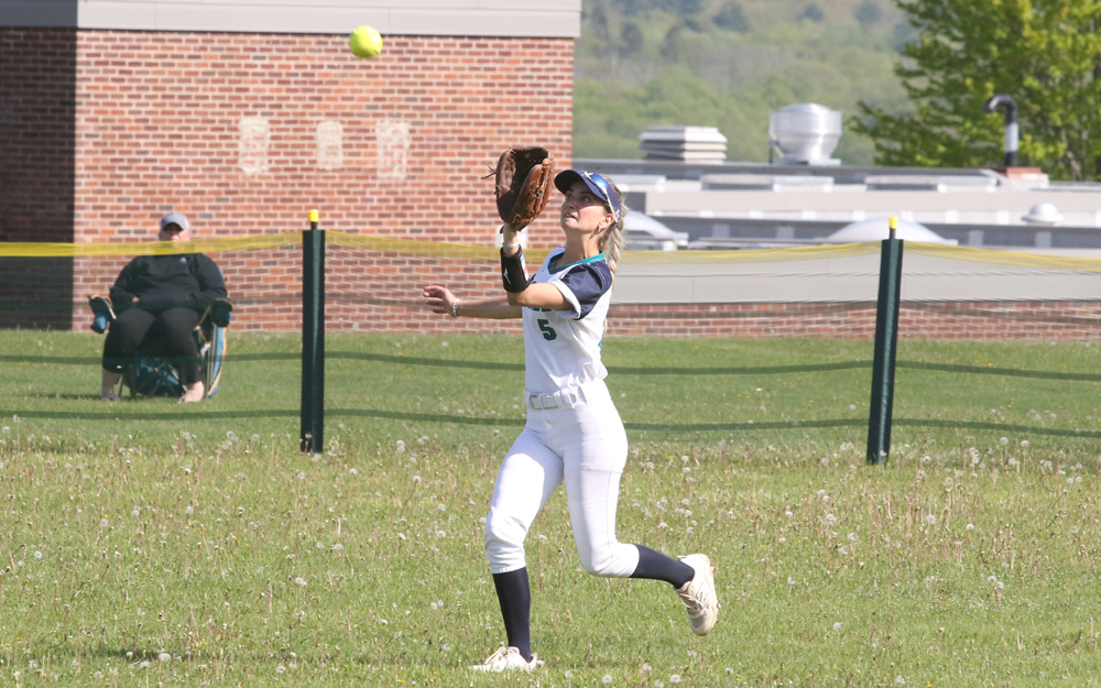 Nonnewaug’s bats overpower Lakeview