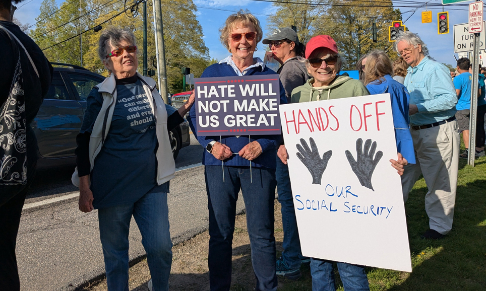 Rally on Green draws pro-Democracy crowd