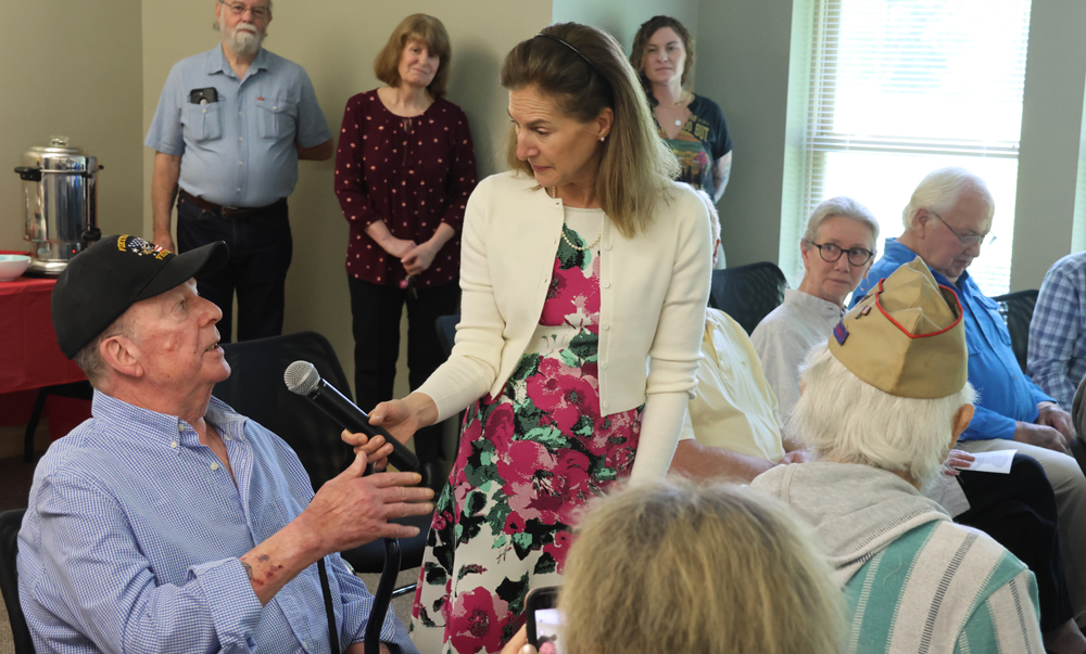 Our Towns: Warren veterans are honored