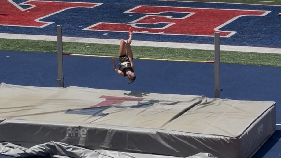 Thomas competes in New Balance meet
