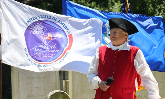 Independence Day service honors patriots