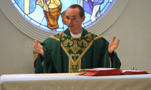 St. Louis de Montfort welcomes new pastor