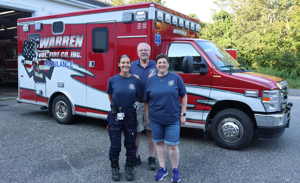 Our Towns: Warren welcomes new ambulance