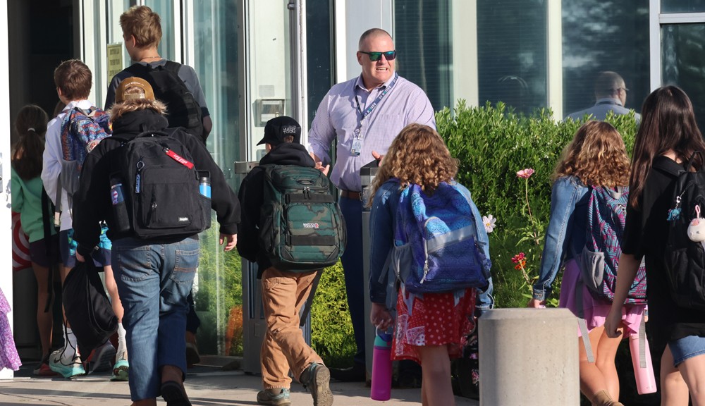 Schools in Region 20 open for business