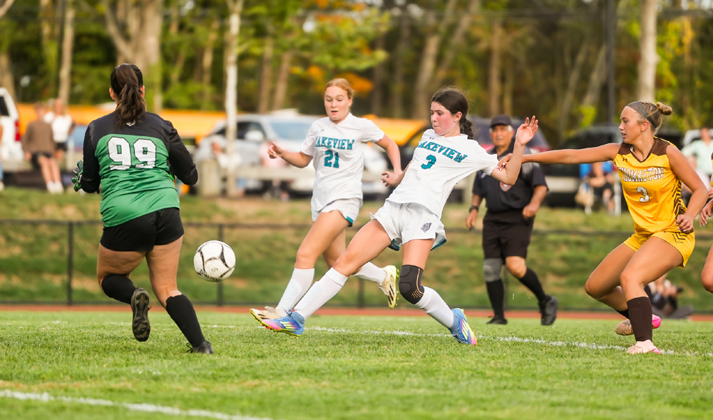 Turtoro goal lifts Bobcats to first victory