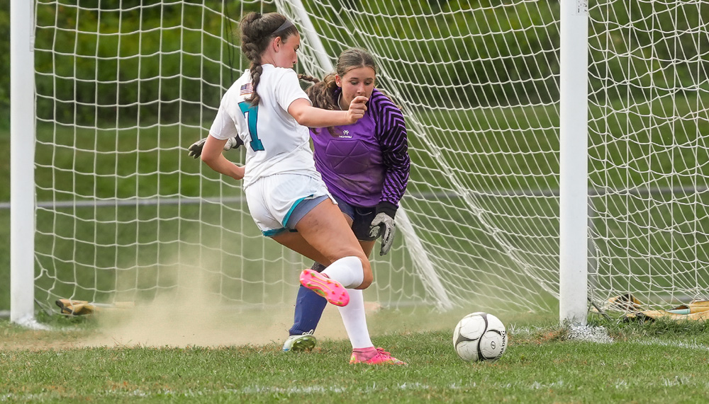 Bobcats stifle Shepaug for fourth victory
