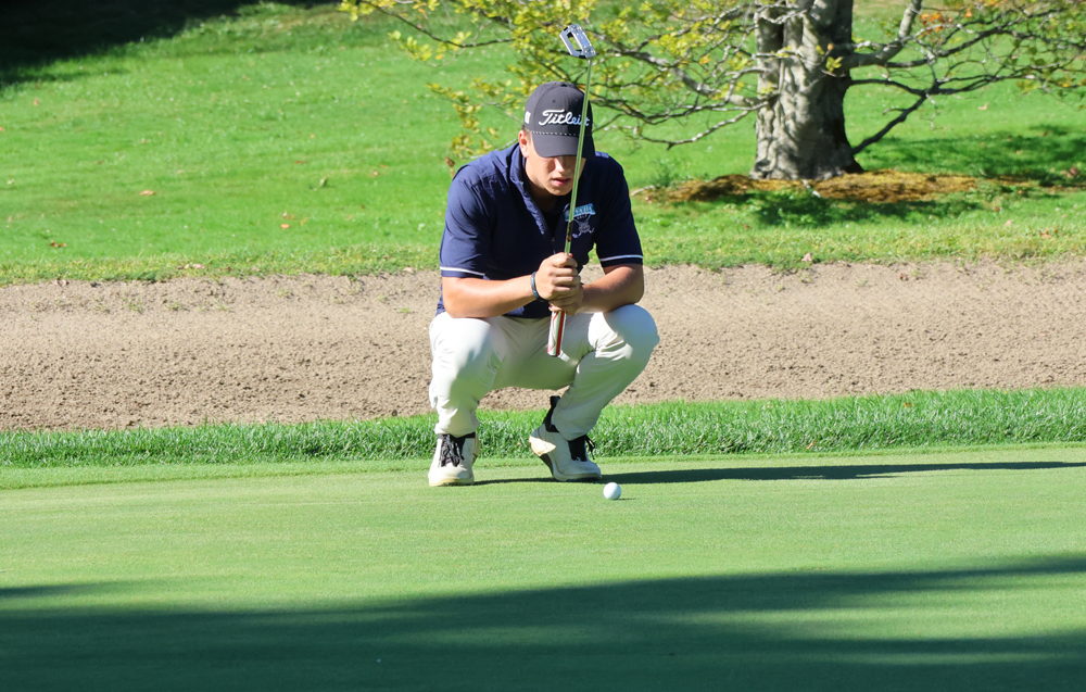 Lakeview golfers hang on for close win