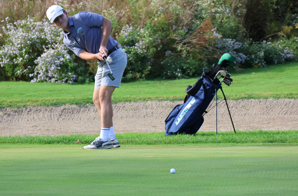 Lakeview golfers net key win in BL match