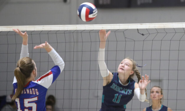 Nonnewaug outlasts ‘Cats in v-ball thriller