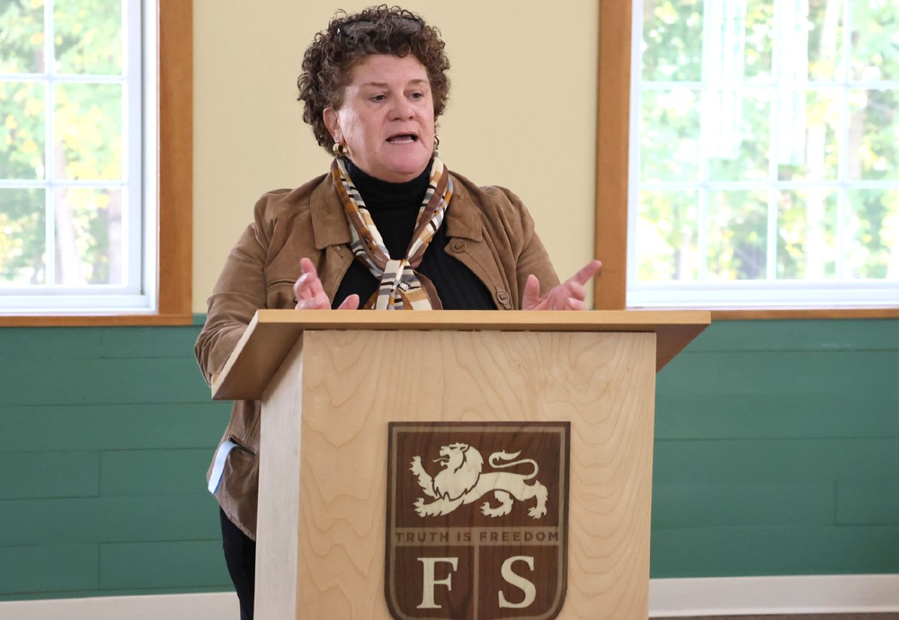 Raap visits with senior citizens, Rotary Club