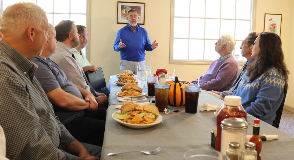 Zampaglione makes the rounds in campaign