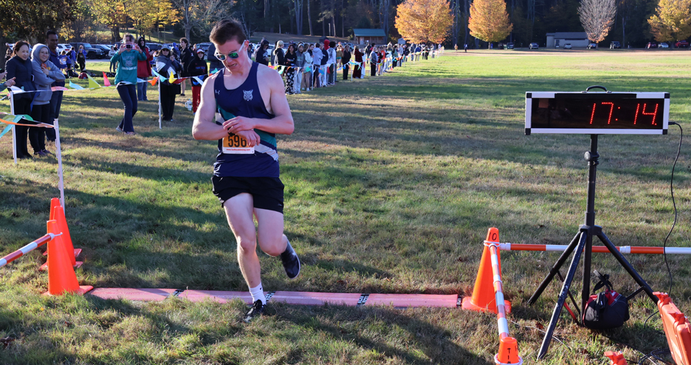 Pure power: Schildgen blows away the field