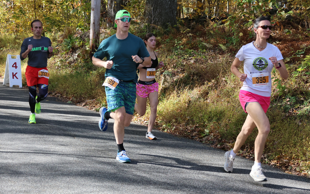 Cider Run draws fast field to Warren Woods | Litchfield.bz