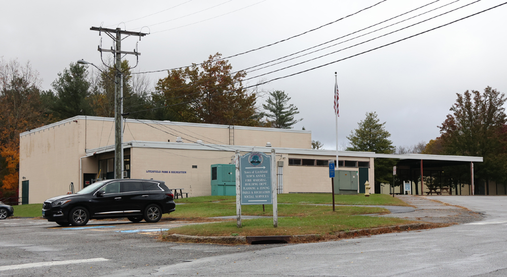 Bantam commission creates new use zone