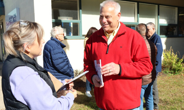 Candidates spend a morning campaigning