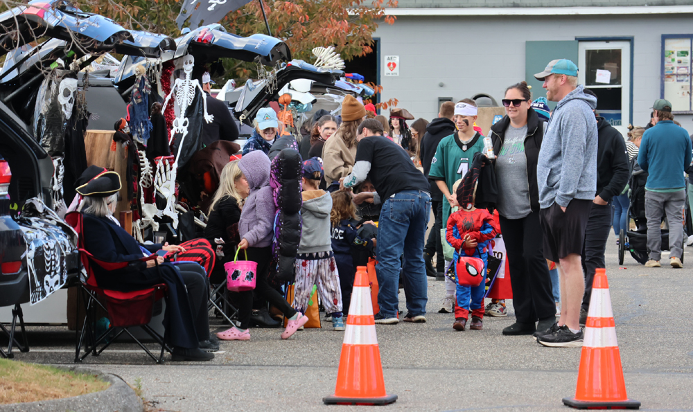 Tri-Town’s first trunk or treat was a success