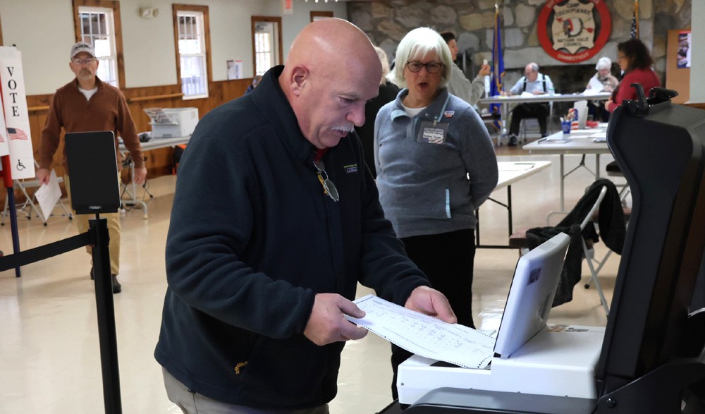 Warren, Morris and Goshen voters at work