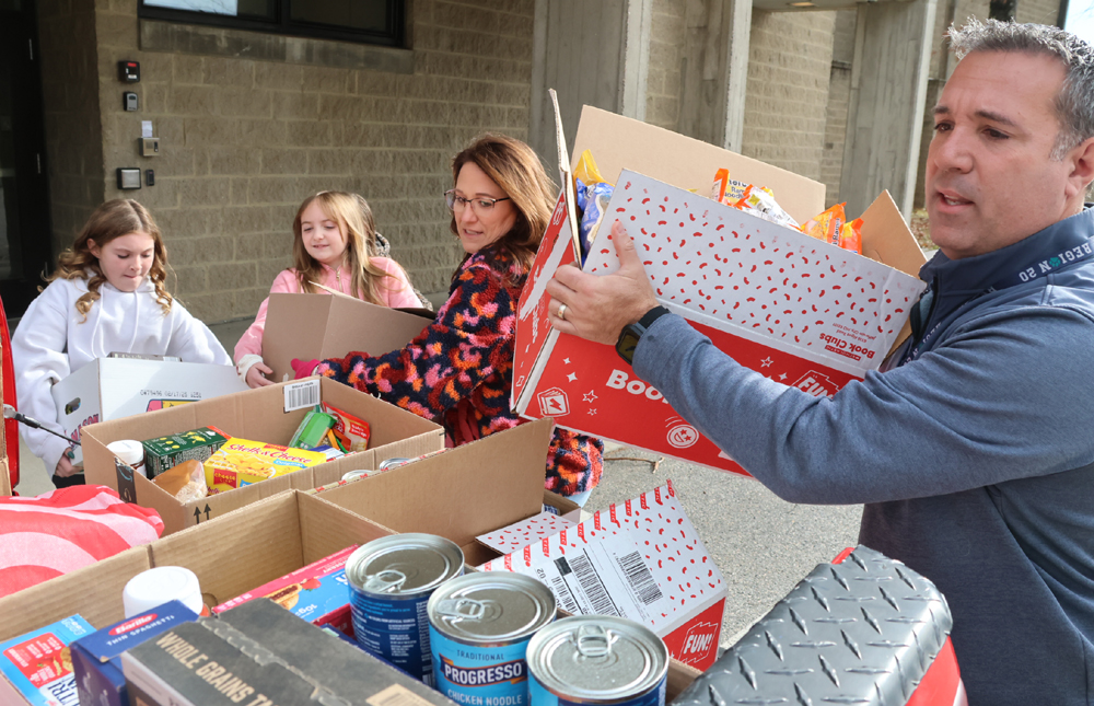 School effort benefits town food pantry