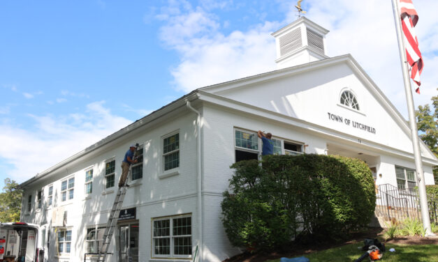 Town Hall replacement windows approved