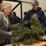 Wreath workshop draws crowd to Arethusa