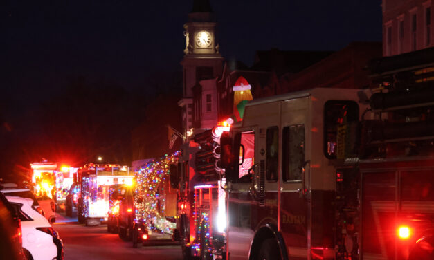New parade lights up center of Litchfield