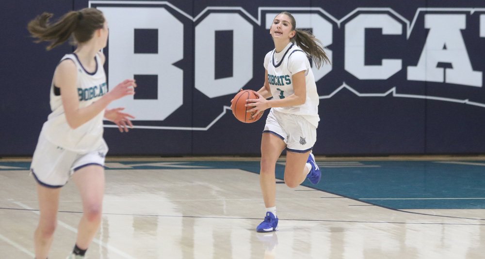 ‘Cats grind out victory in first tough test